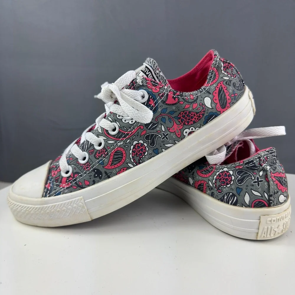 Converse Chuck Taylor All Star Womens Size 8 Paisley Pink Gray Low Top Sneaker